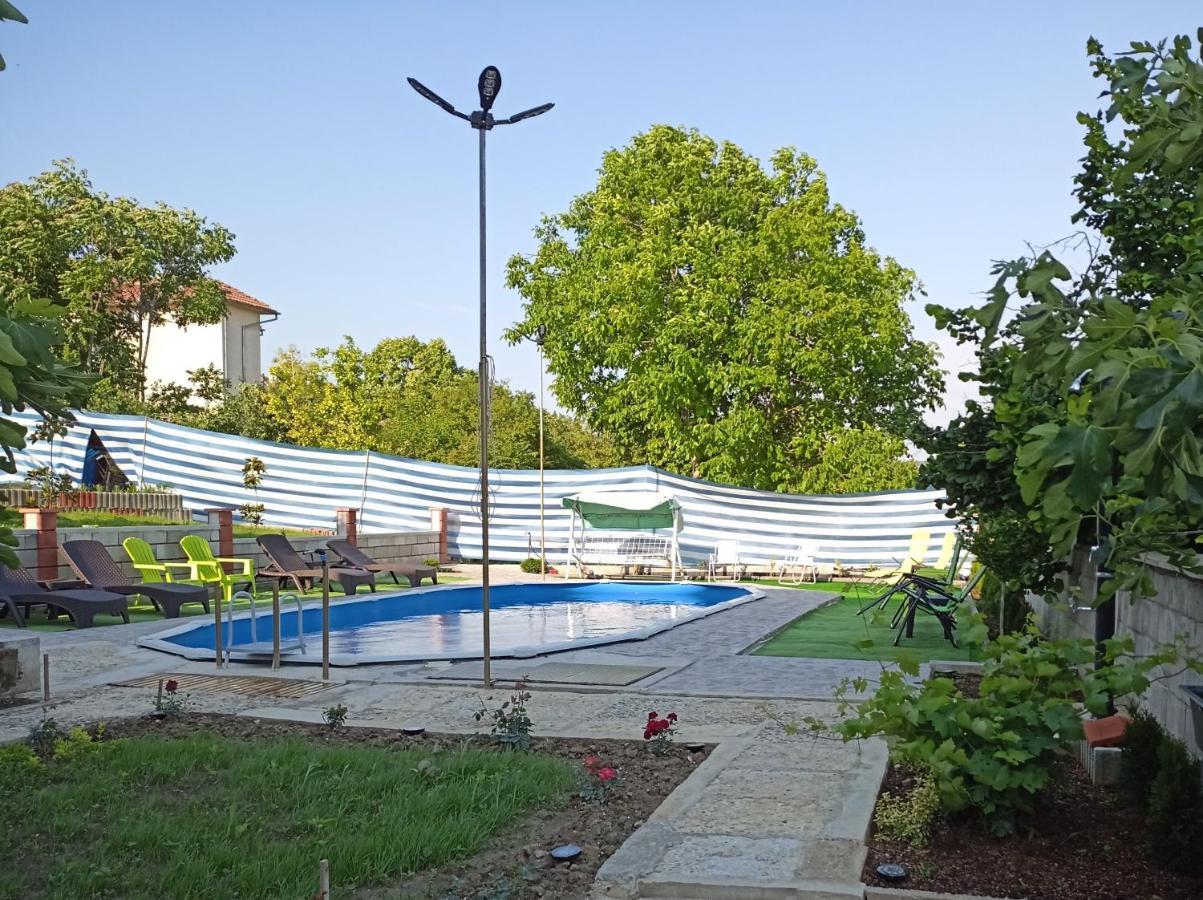 Guest House 51 Kranevo Exterior photo