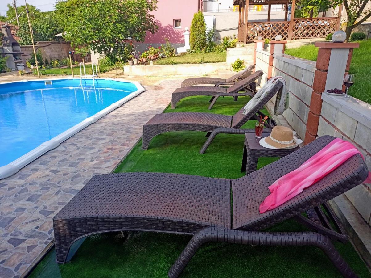 Guest House 51 Kranevo Exterior photo